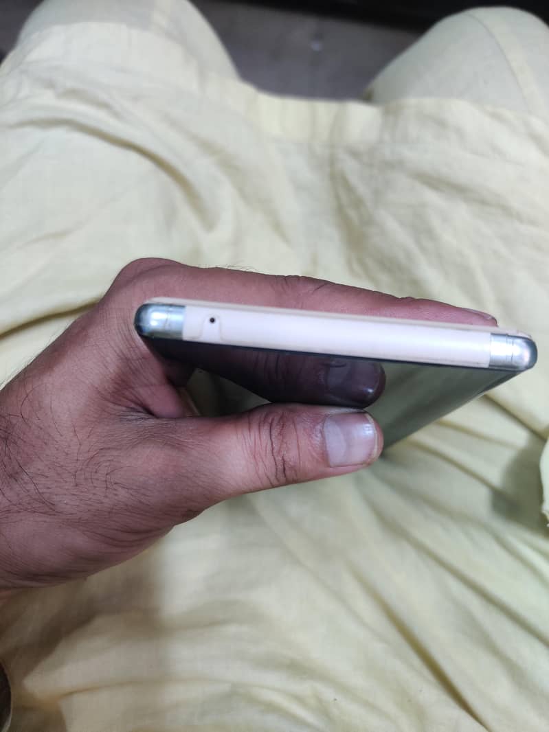 Google Pixel 6 Pro 4