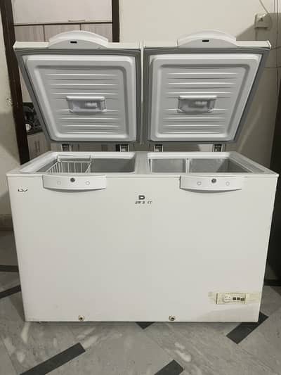Dowlance Double Door Refrigerator 10/10 Condition
