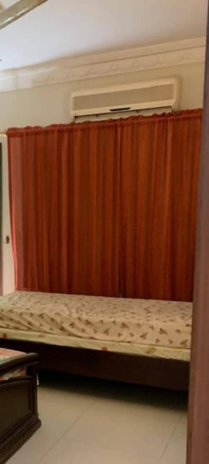 Curtains 0
