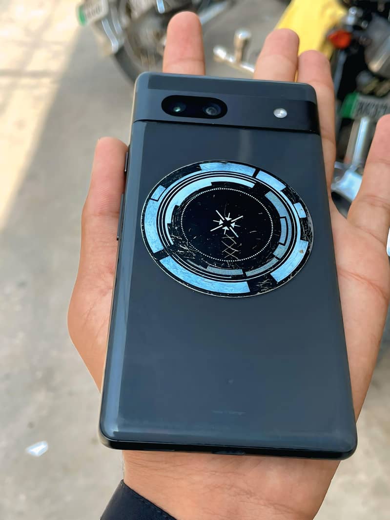 Google Pixel 7a 5