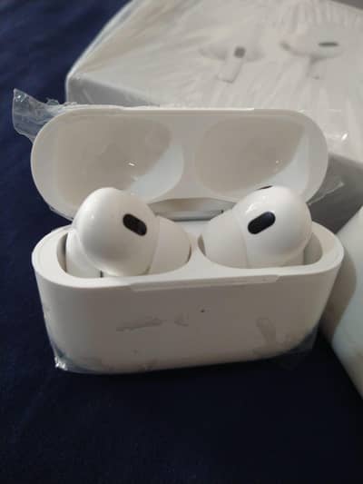 New Bluetooth TWS Earbuds | Wireless Handsfree | Charging Case