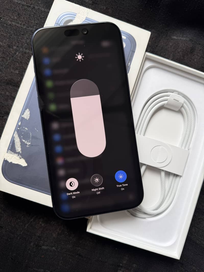 Apple iPhone 17 Pro Max 2