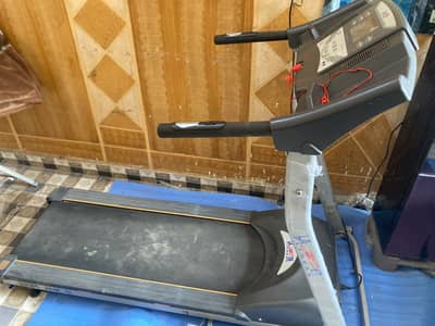 LAZER FITNESS Running machine