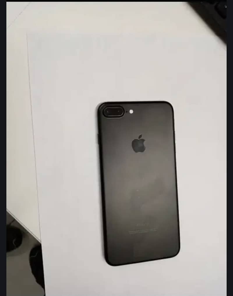Apple iPhone 7 Plus 1