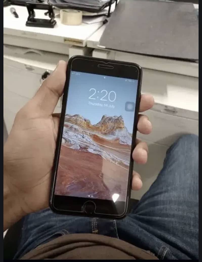 Apple iPhone 7 Plus 3