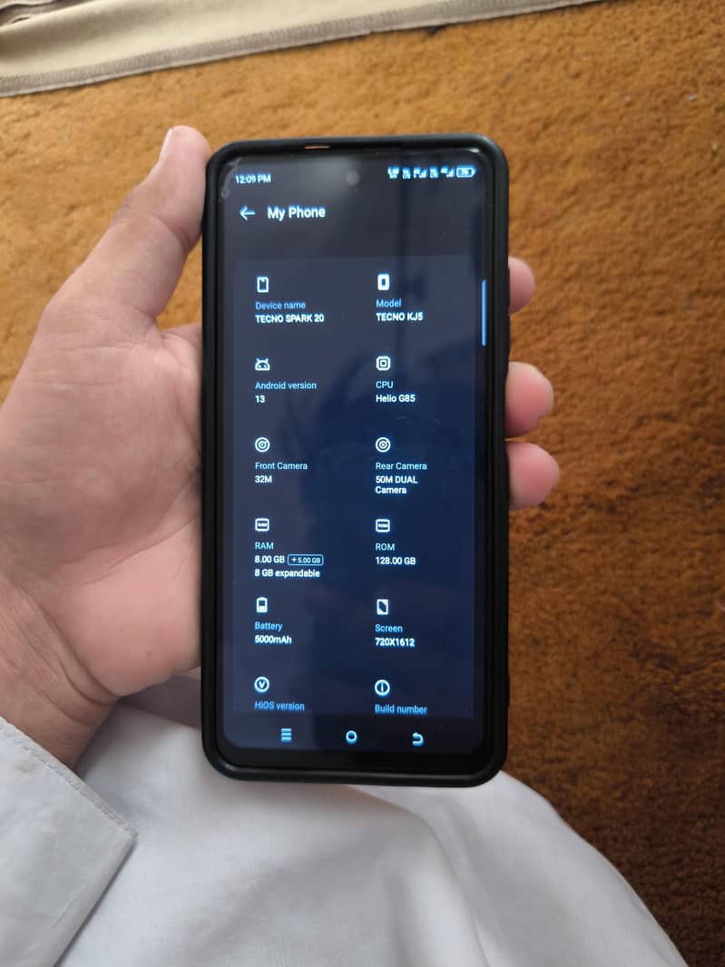 Tecno Spark 20 0
