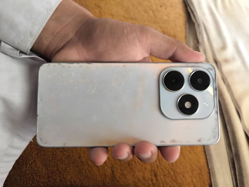 Tecno Spark 20 1