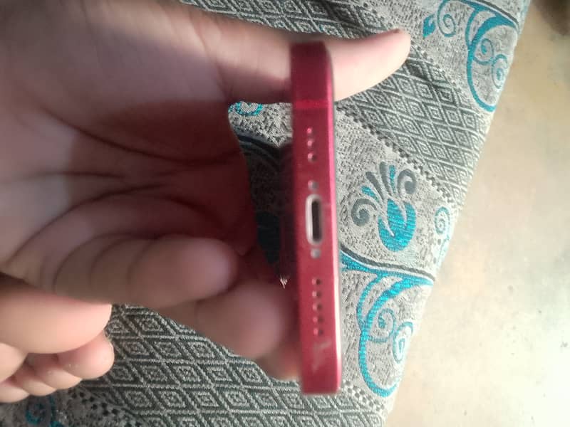 Apple iPhone 12 1