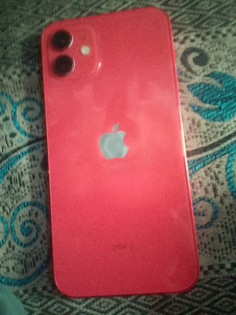Apple iPhone 12 4