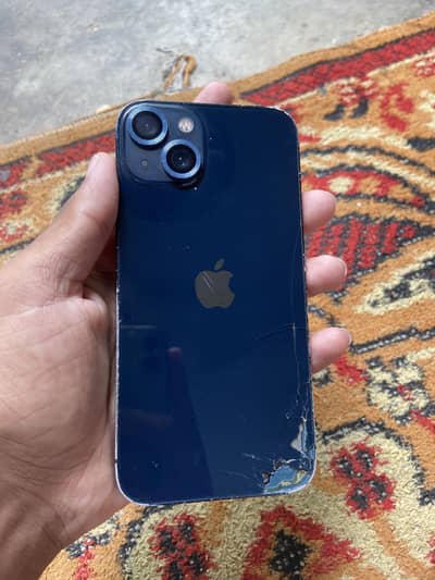 Apple iPhone 13
