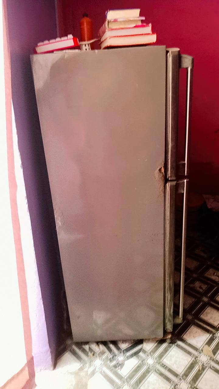 Fridge Dawlance 5