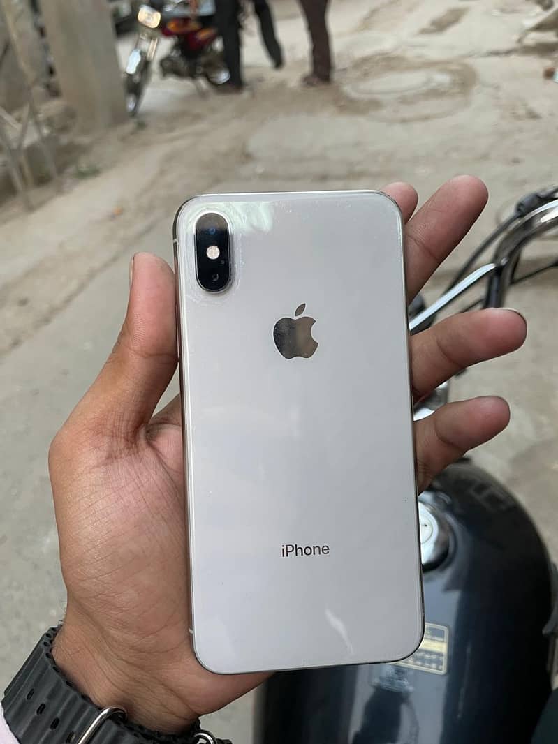 Apple iPhone XS 0