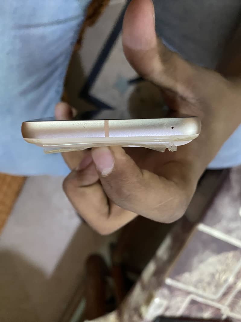 Google Pixel 8 5