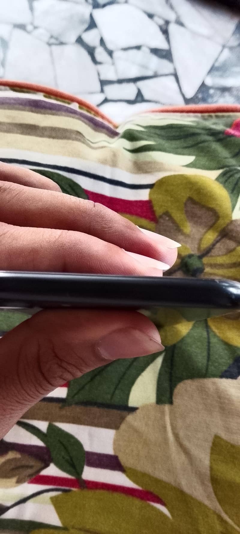 Apple iPhone 7 0