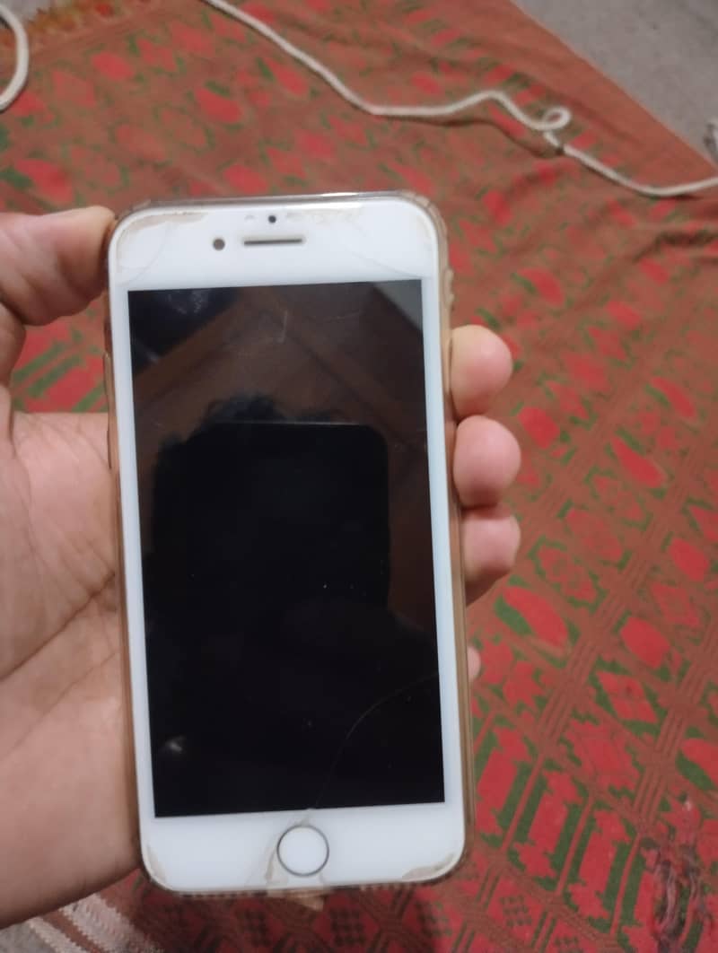 Apple iPhone 7 Plus 2