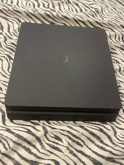 PS4 slim