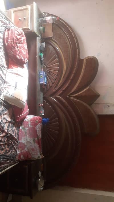 wooden bed set for sale
