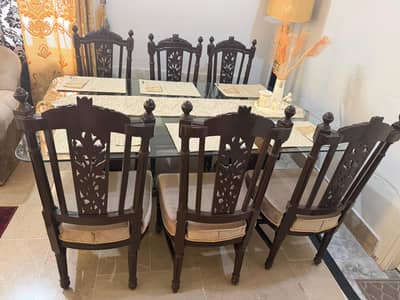 Dinnig Table for sale