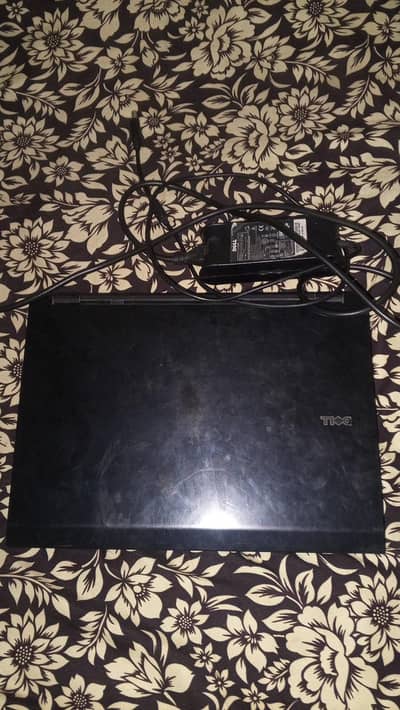 Dell laptop for sell best for normal use movies and students