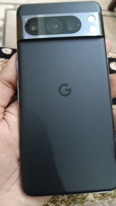 Google Pixel 8 Pro