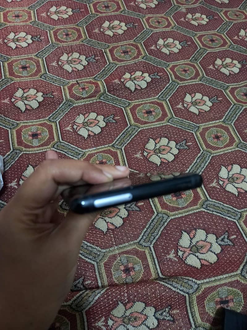 Samsung Mobile Note 8 2