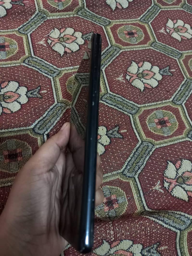 Samsung Mobile Note 8 6