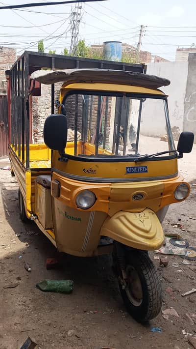 Loader Rikshaw