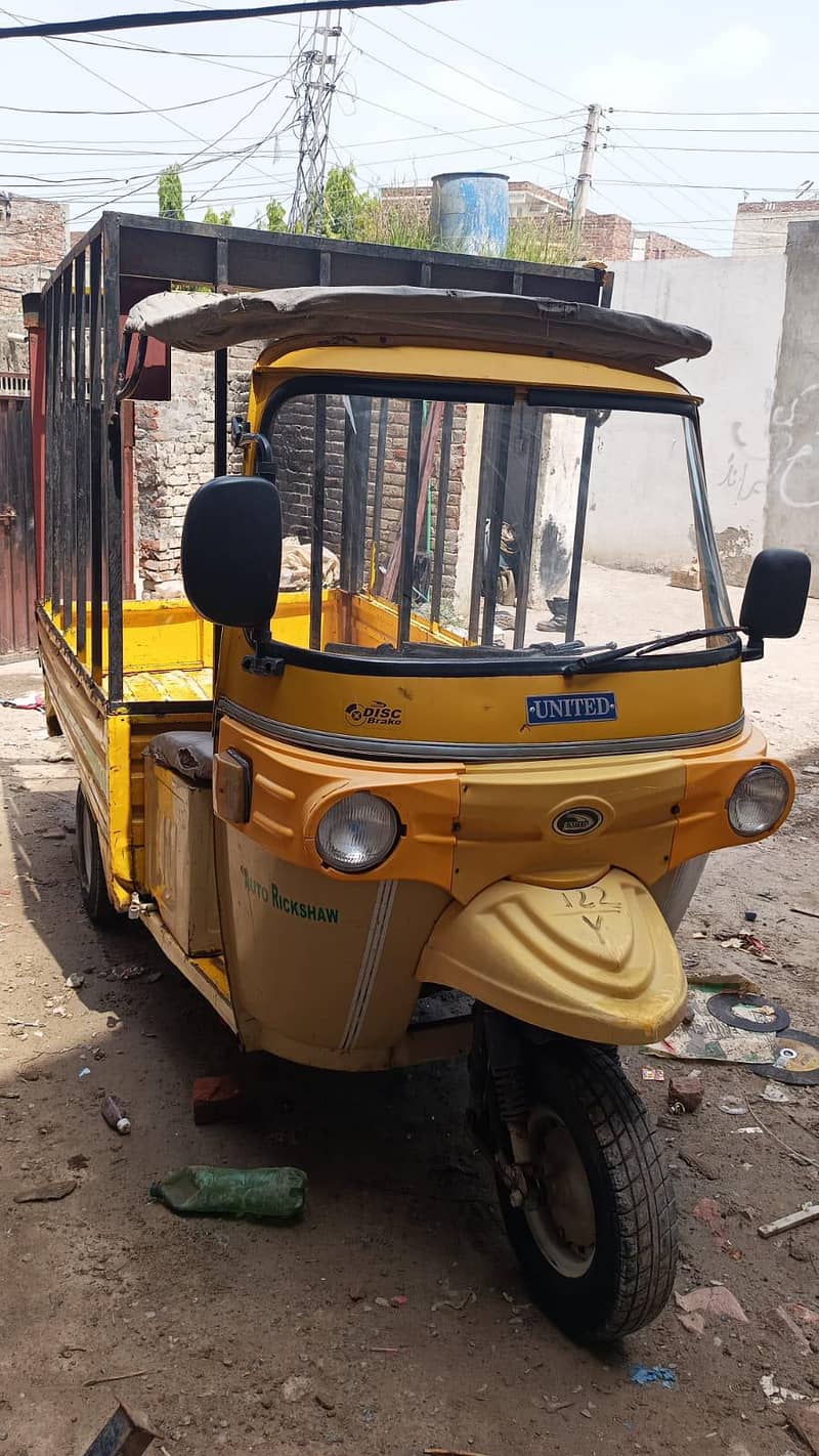 Loader Rikshaw 0