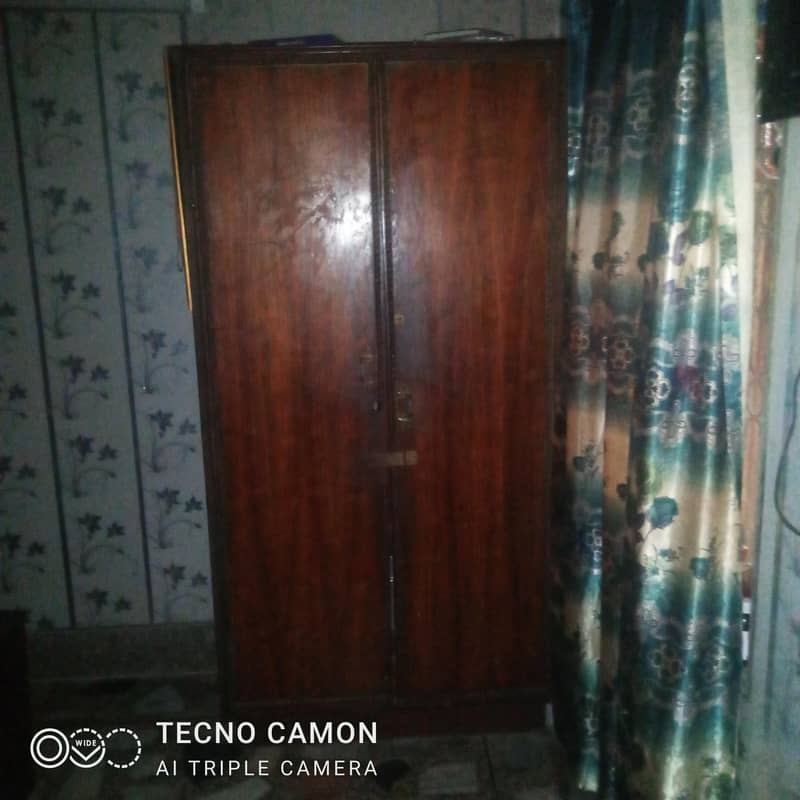 wardrobes 0