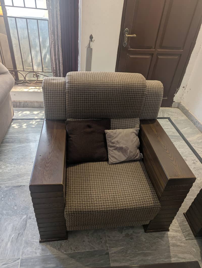 5 Seater Sofa Set 1