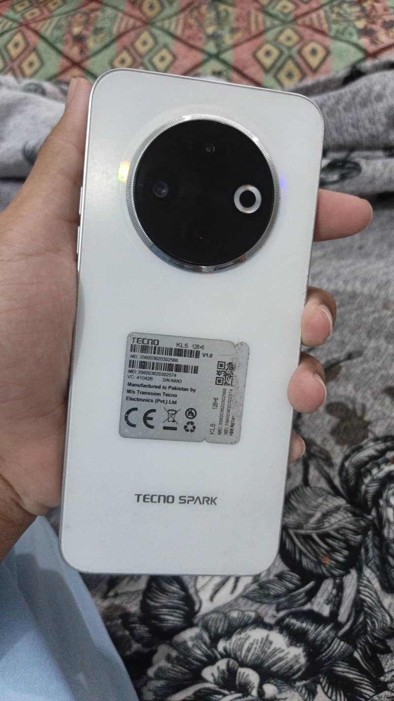 Tecno SPARK 30C 3