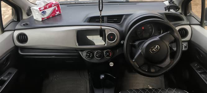 Toyota Vitz 2013