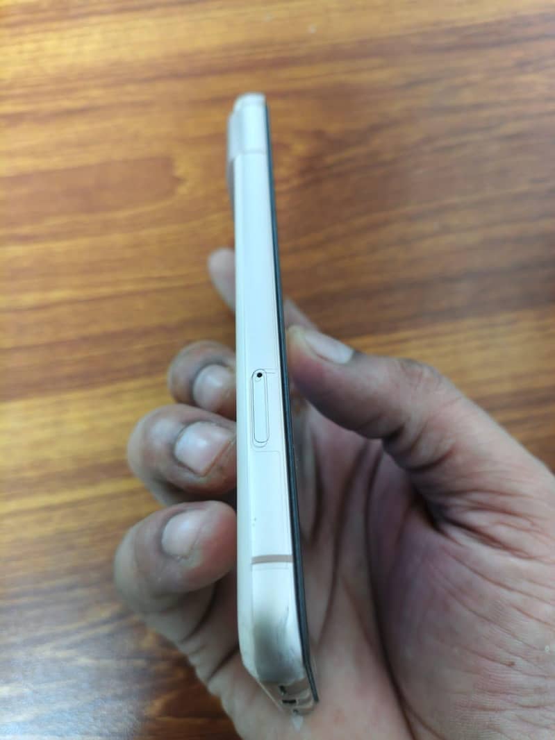 Google pixel 8 7