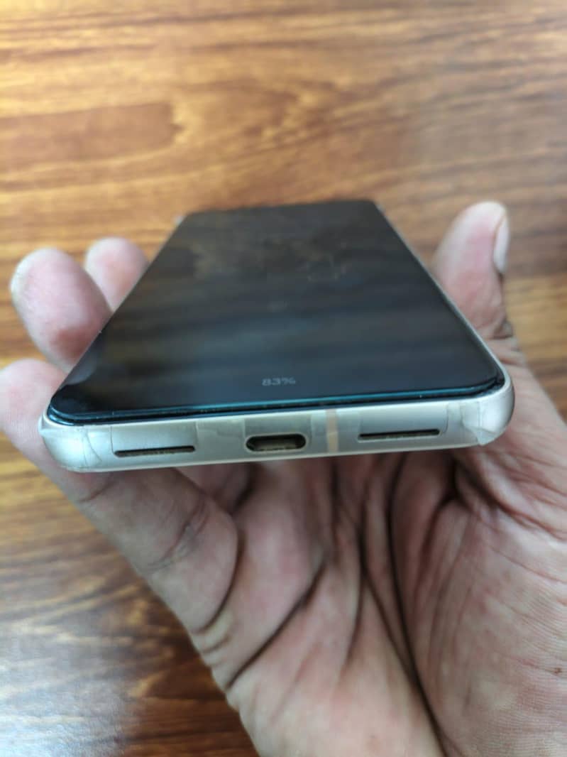 Google pixel 8 13
