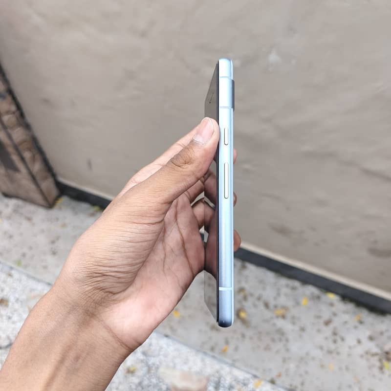 Google Pixel 7a 3