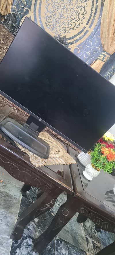 HP z27n QHD IPS moniter 27 inch borderless 2k