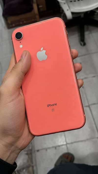 Apple iPhone XR