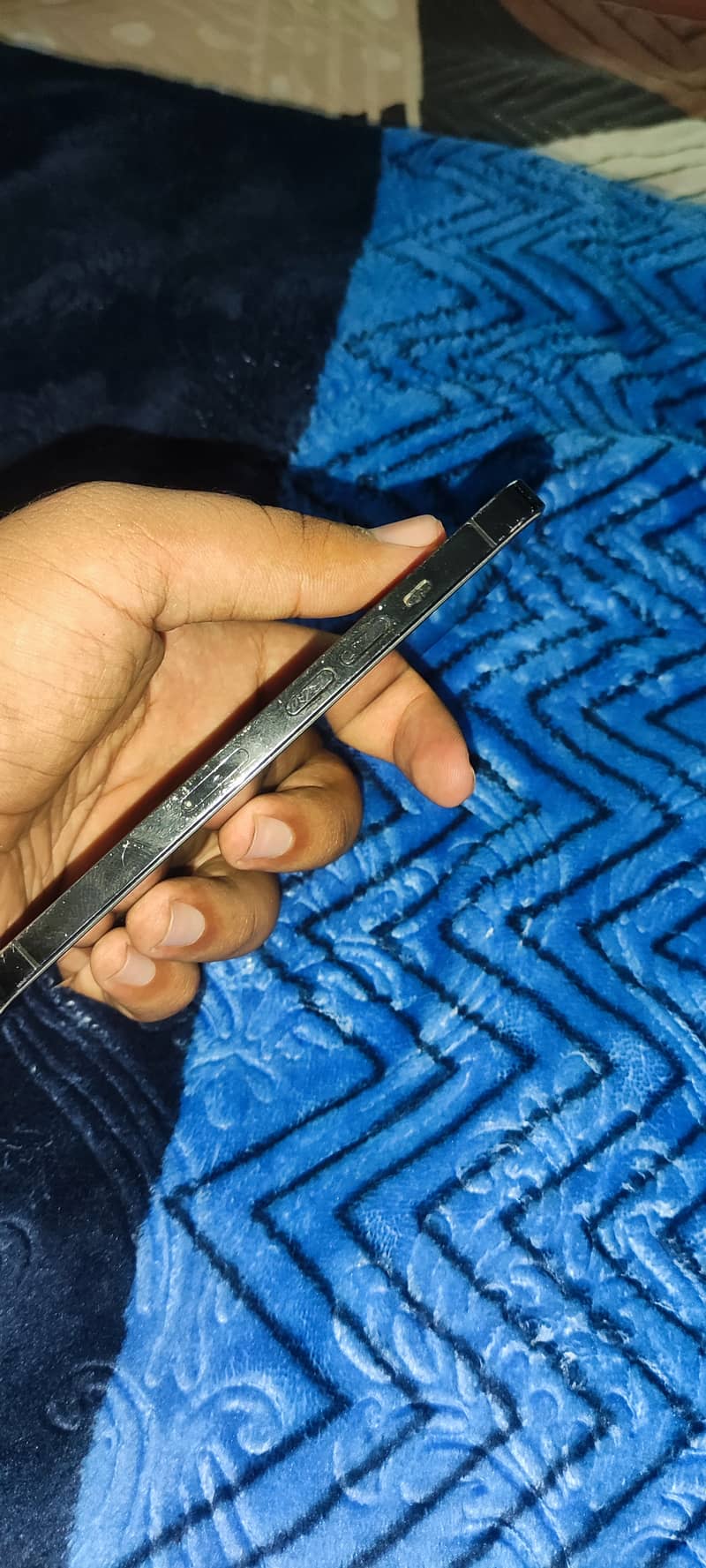 Apple iPhone 13 Pro 2