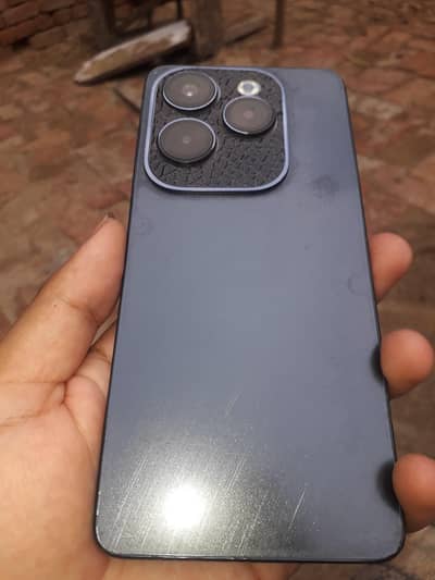 Infinix Hot 40 Pro