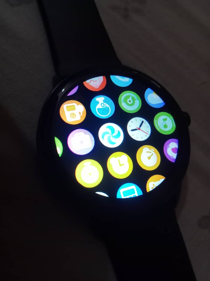 zero Luna smart watch 1