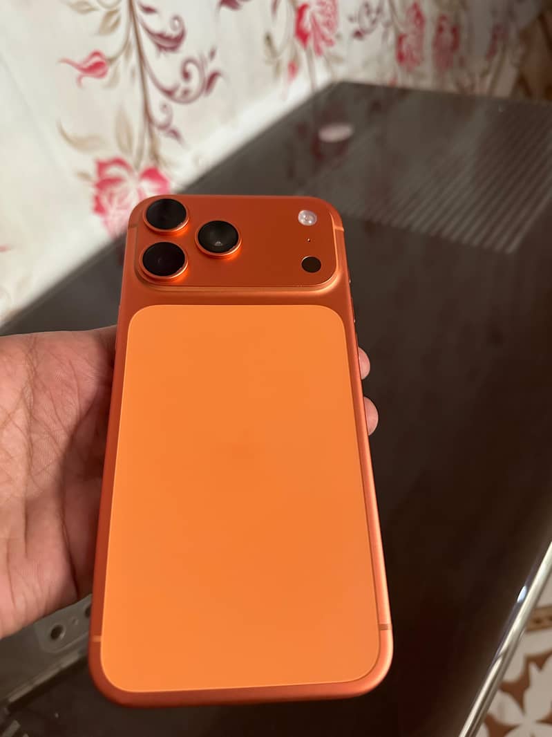 Apple iPhone 17 Pro Max 0