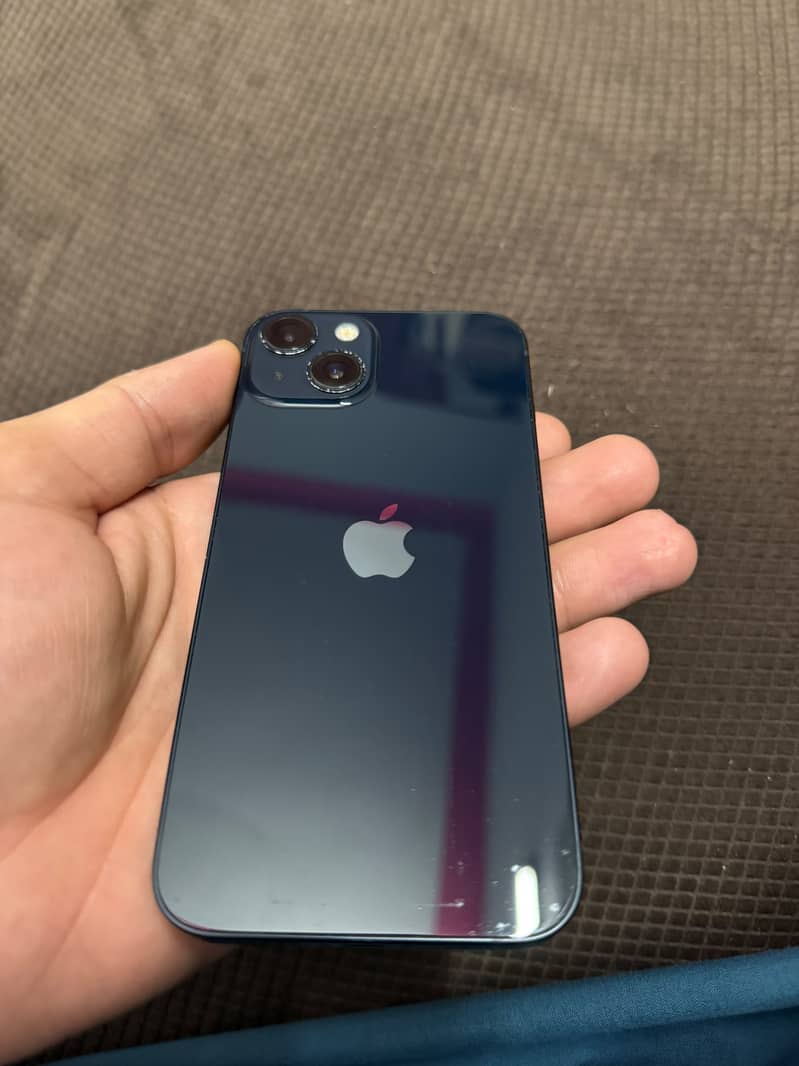 Apple iPhone 13 3