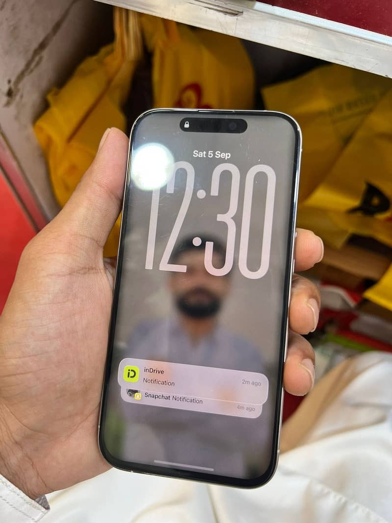 Apple iPhone 15 Pro 2