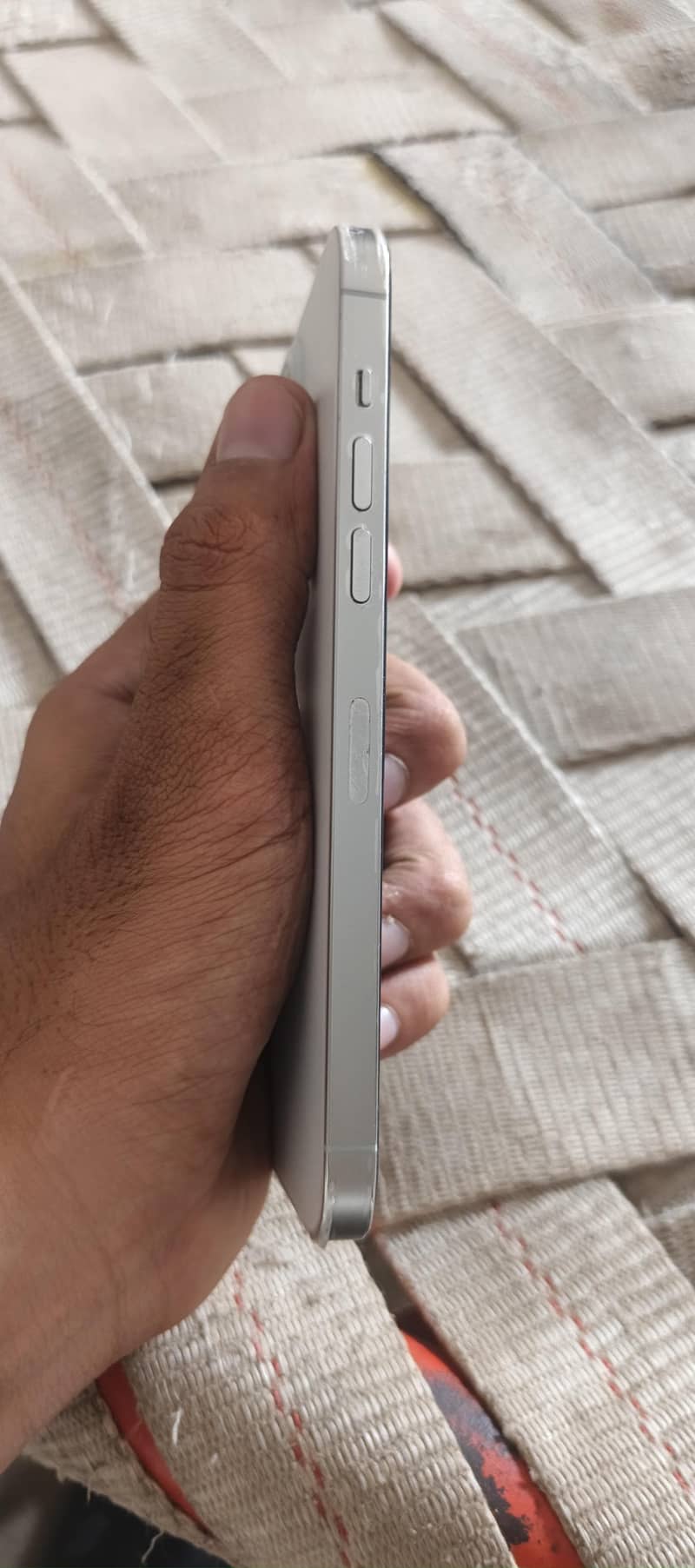 Apple iPhone 14 Pro Max 3