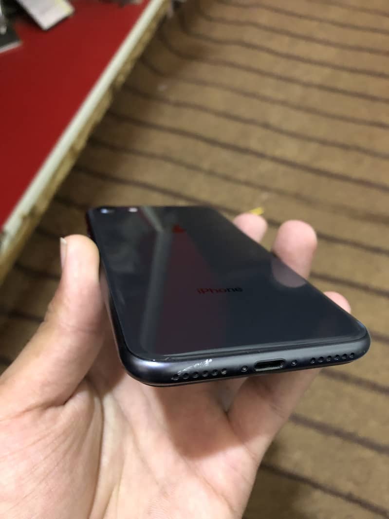 Apple iPhone 8 2