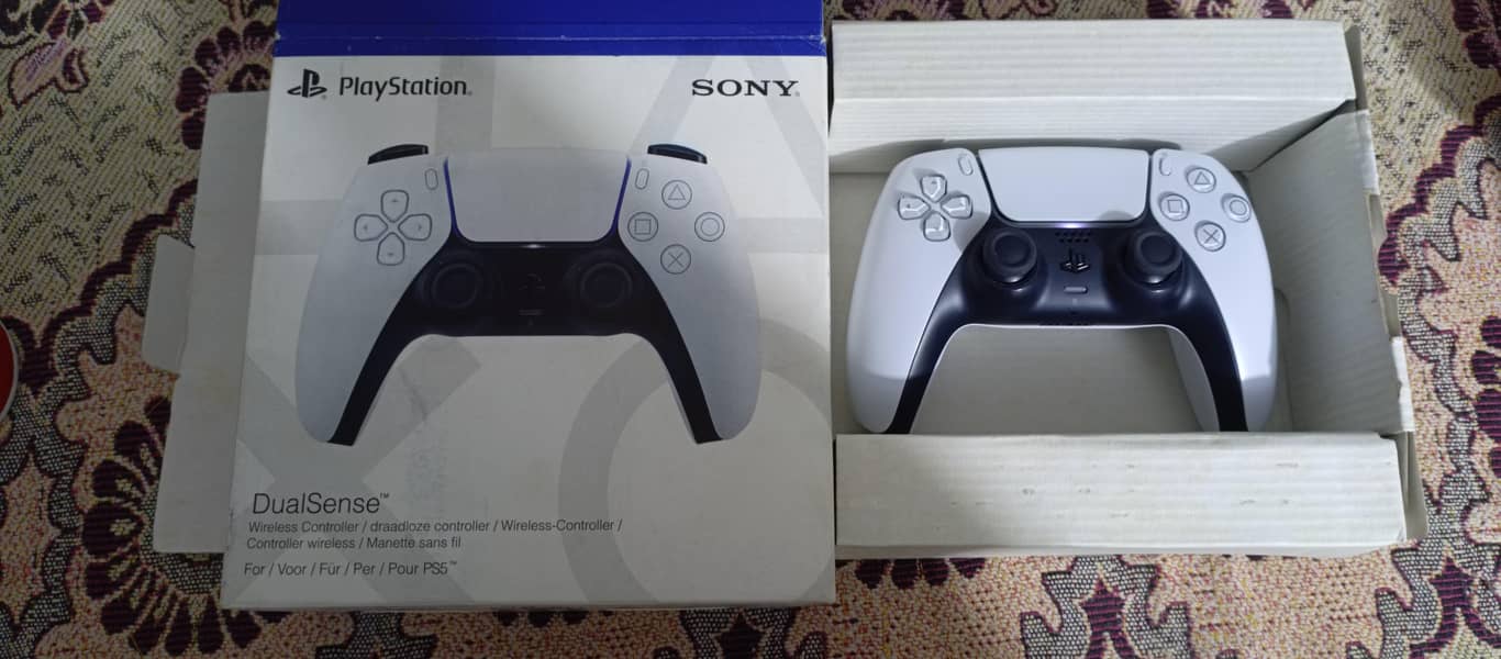 PS5 CONTROLLER ONE MONTH USED(READ DESCRIPTION BEFORE CONTACTING) 1