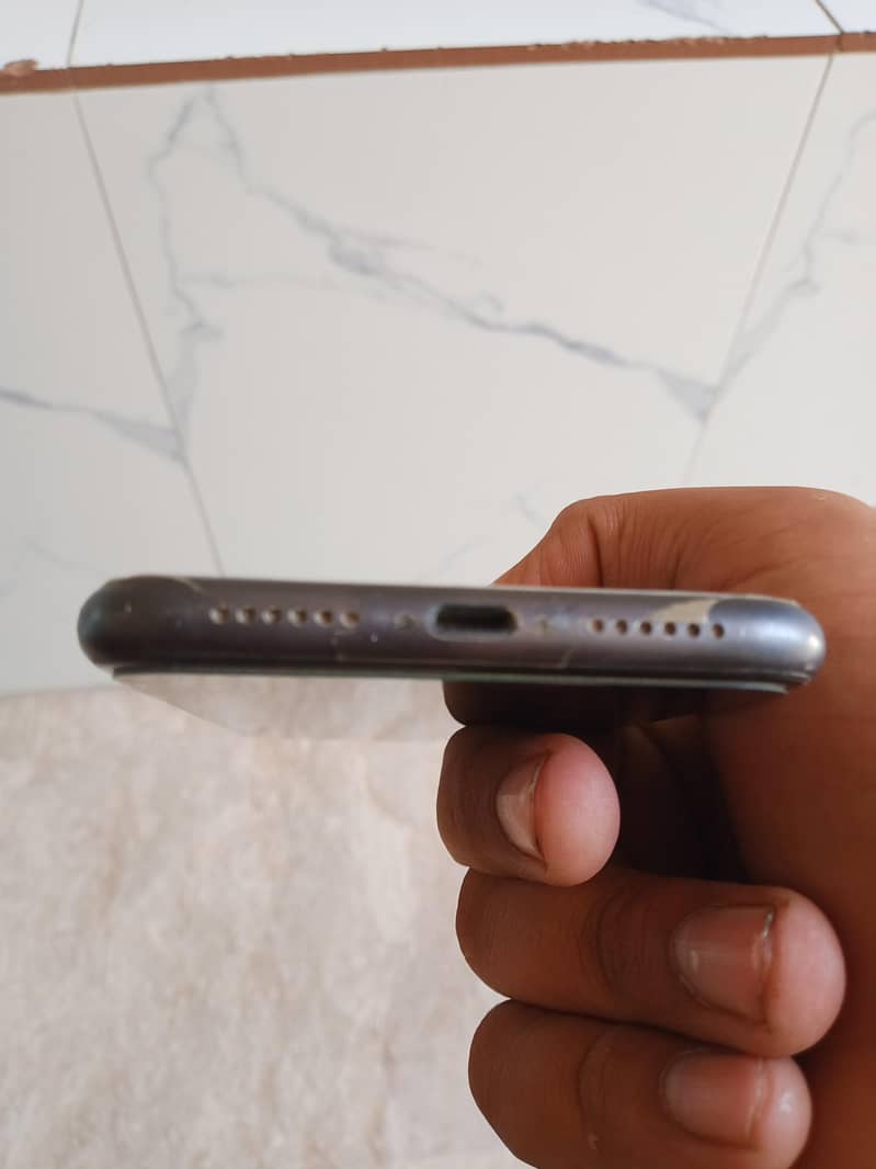 iphone 11 3