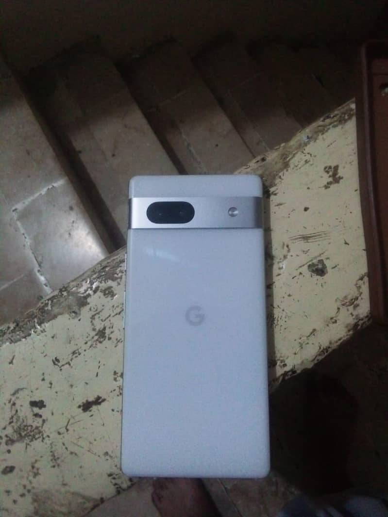 Google Pixel 7a 5