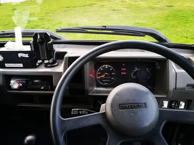 Affordable Suzuki Bolan best vans in pakistan for business & home use