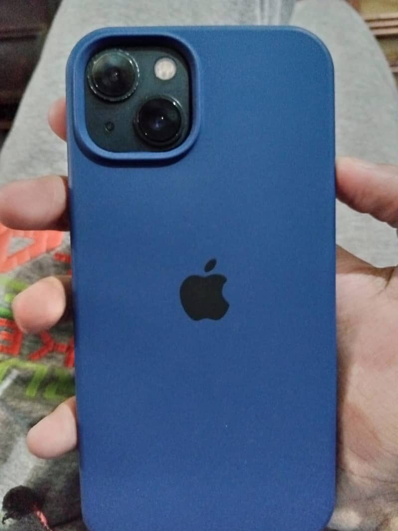 Apple iPhone 13 2